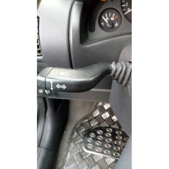 opel corsa c del año 2003