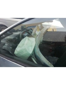 peugeot 206 berlina del año 2001 2