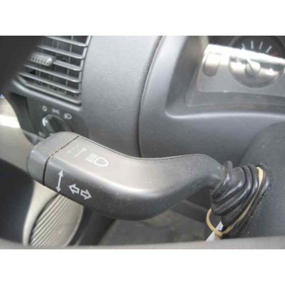 opel corsa c del año 2004