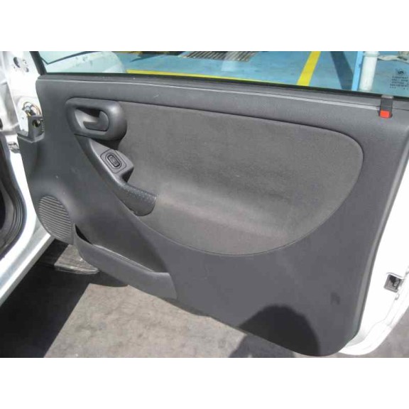 opel corsa c del año 2004