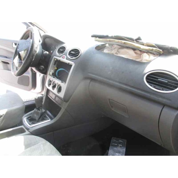 ford focus berlina (cap) del año 2005