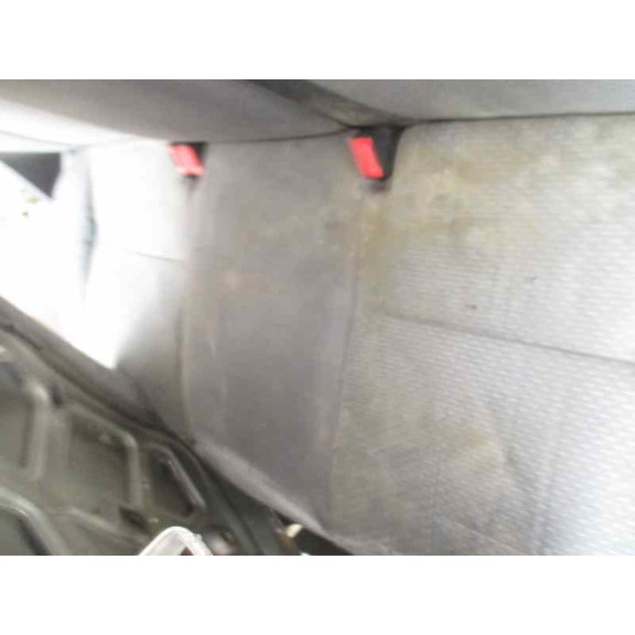 ford focus berlina (cap) del año 2005