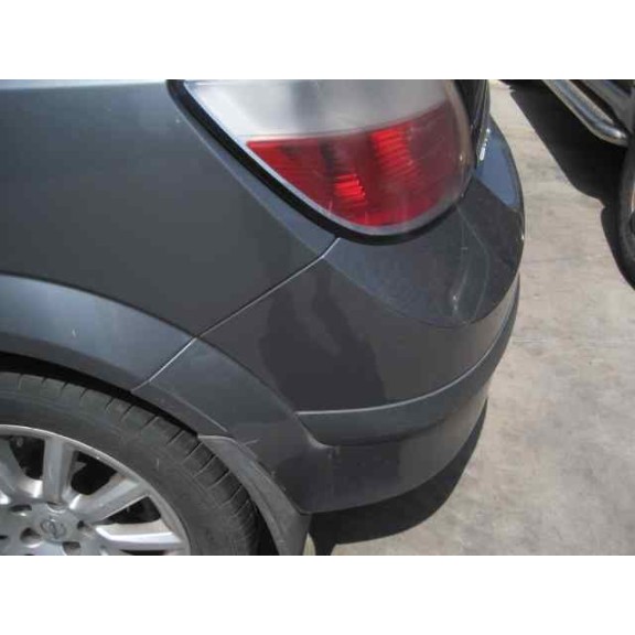 opel astra h berlina del año 2005