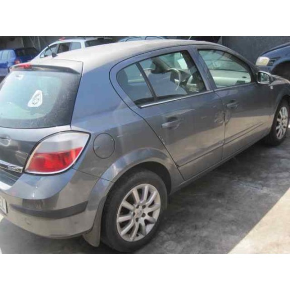 opel astra h berlina del año 2005