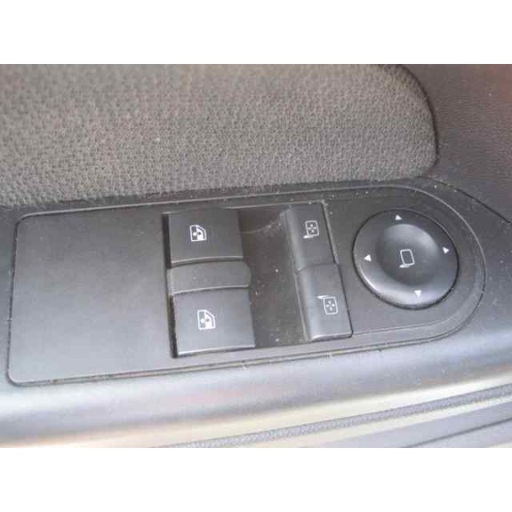 opel astra h berlina del año 2005