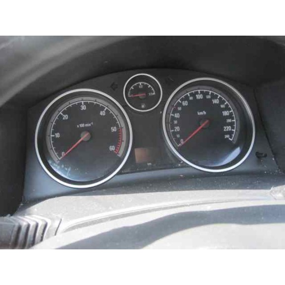 opel astra h berlina del año 2005