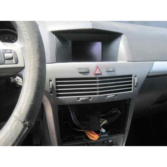 opel astra h berlina del año 2005