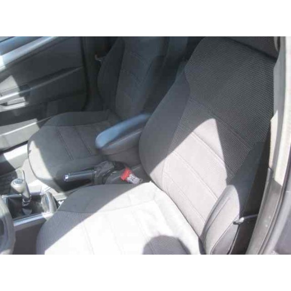 opel astra h berlina del año 2005