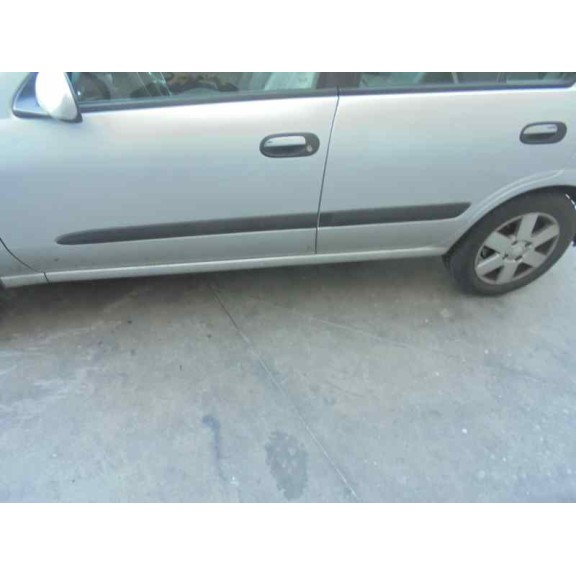 nissan almera (n16/e) del año 2001