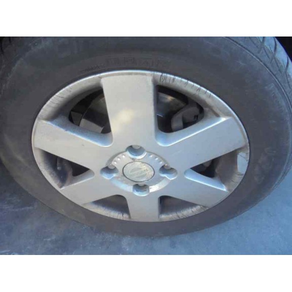 nissan almera (n16/e) del año 2001