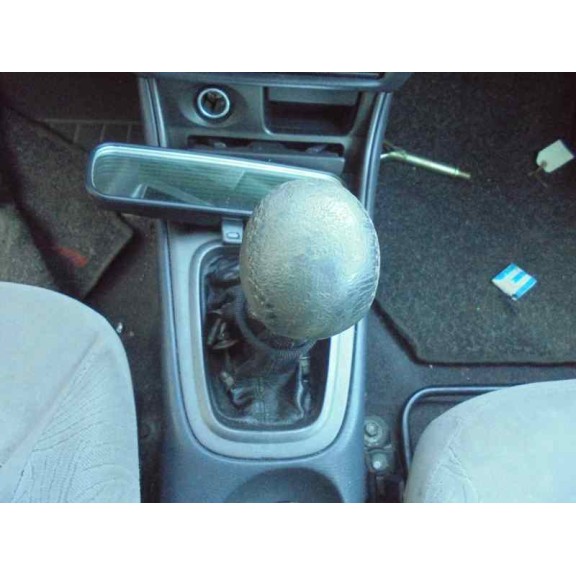 nissan almera (n16/e) del año 2001