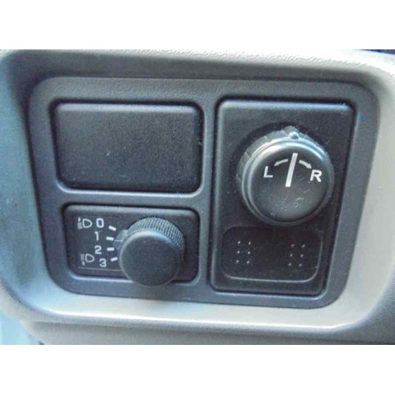 nissan almera (n16/e) del año 2001