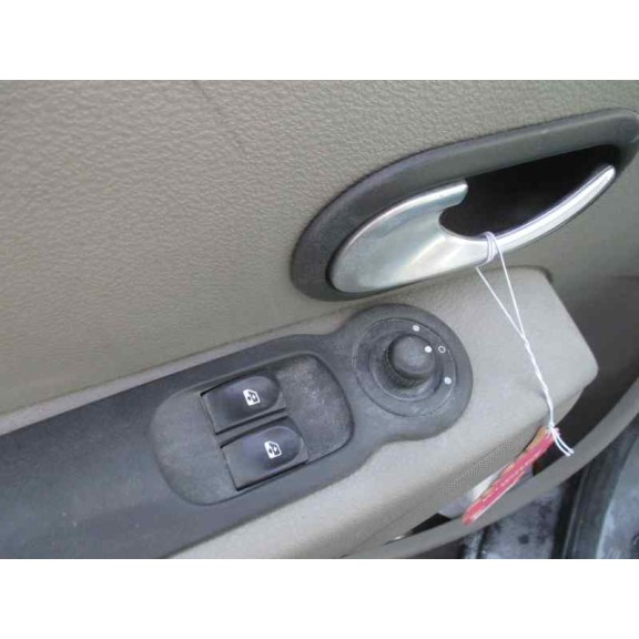 renault modus del año 2005