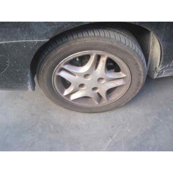 citroën xsara berlina del año 2002