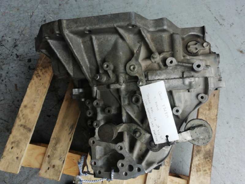 Recambio de caja casco para toyota auris 1.4 turbodiesel cat referencia OEM IAM  DESMONTADA 6V