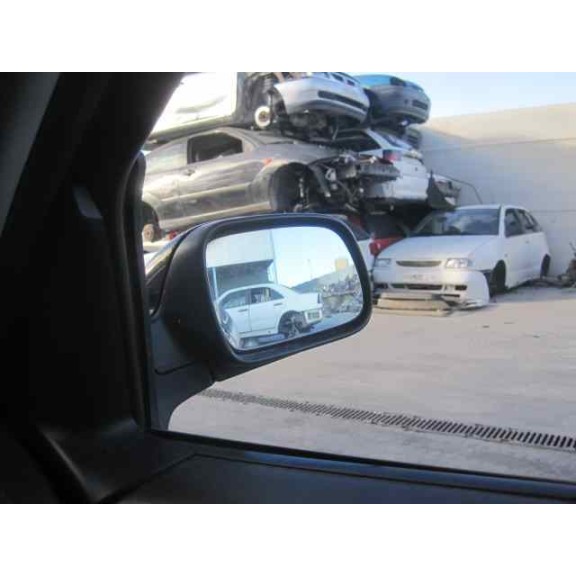 citroën xsara berlina del año 2002