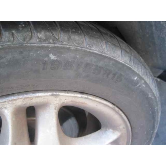 citroën xsara berlina del año 2002