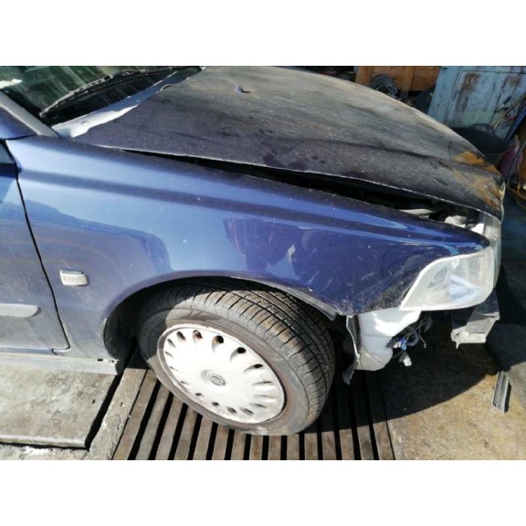 volvo v40 familiar del año 2003