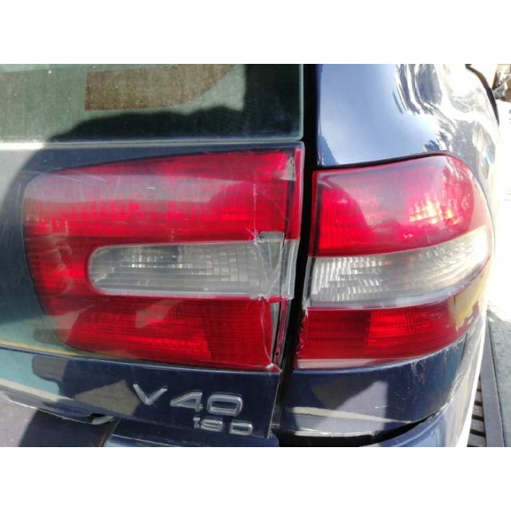 volvo v40 familiar del año 2003