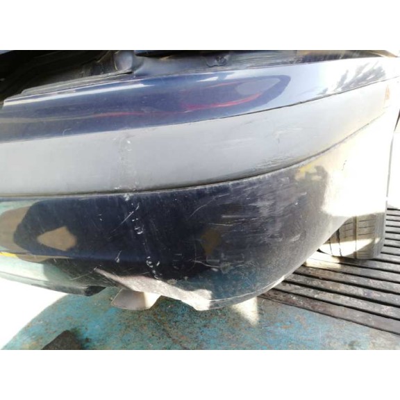 volvo v40 familiar del año 2003