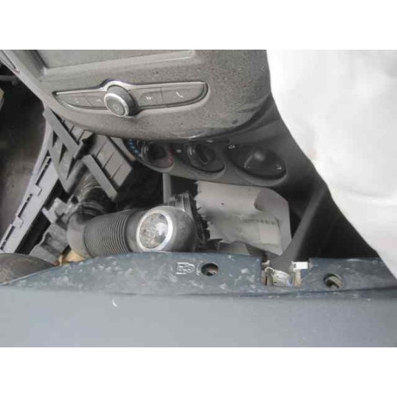 opel corsa e del año 2016