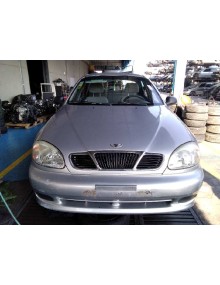 daewoo lanos del año 2002