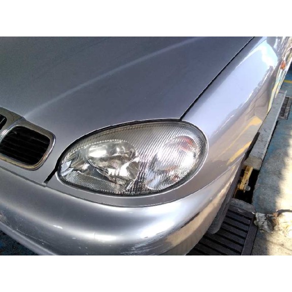 daewoo lanos del año 2002