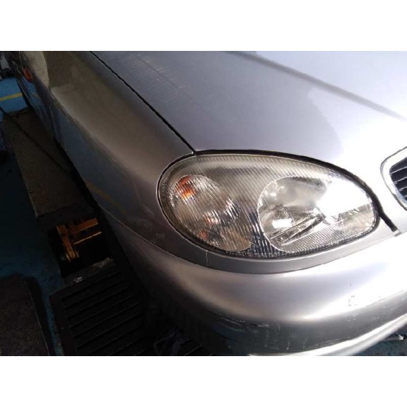 daewoo lanos del año 2002