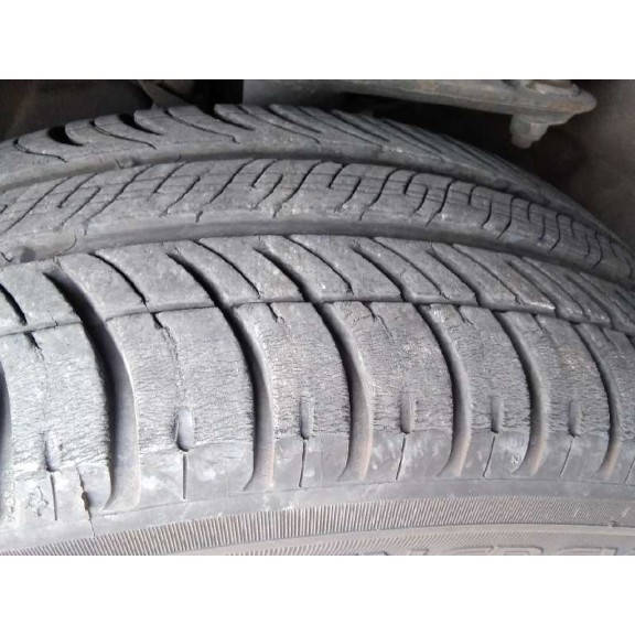 daewoo lanos del año 2002