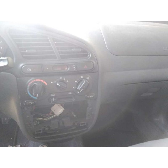 daewoo lanos del año 2002