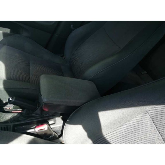 alfa romeo 147 (190) del año 2002