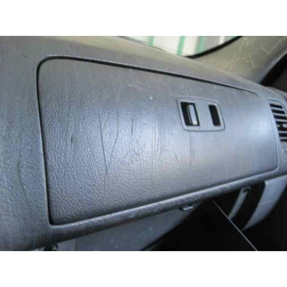 kia carnival ii del año 2002