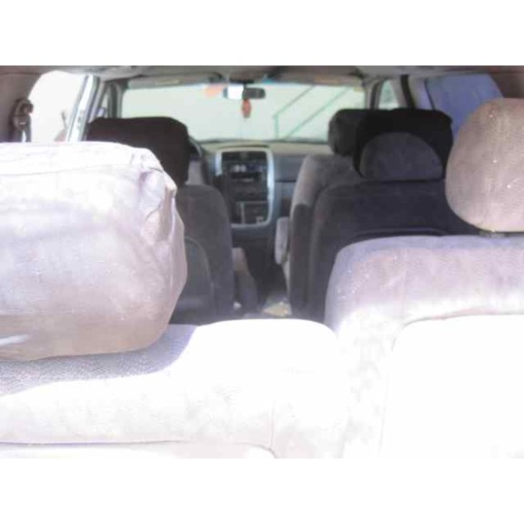 kia carnival ii del año 2002