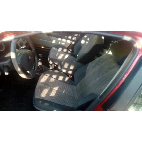 renault megane ii berlina 5p del año 2004