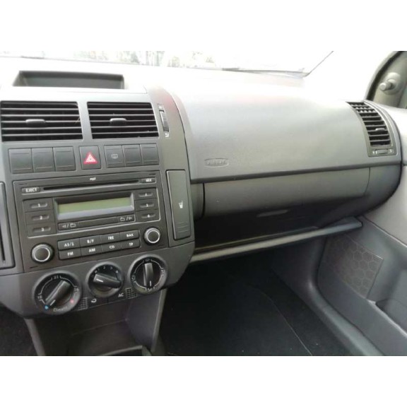 volkswagen polo (9n3) del año 2006