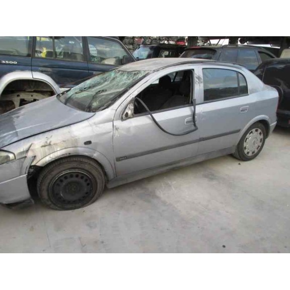 opel astra g berlina del año 2002