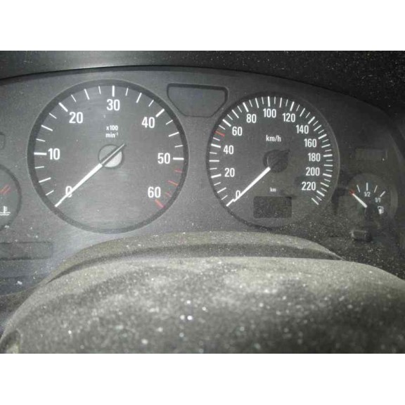 opel astra g berlina del año 2002