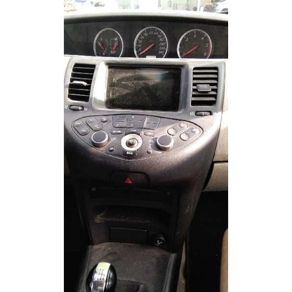 nissan primera berlina (p12) del año 2003