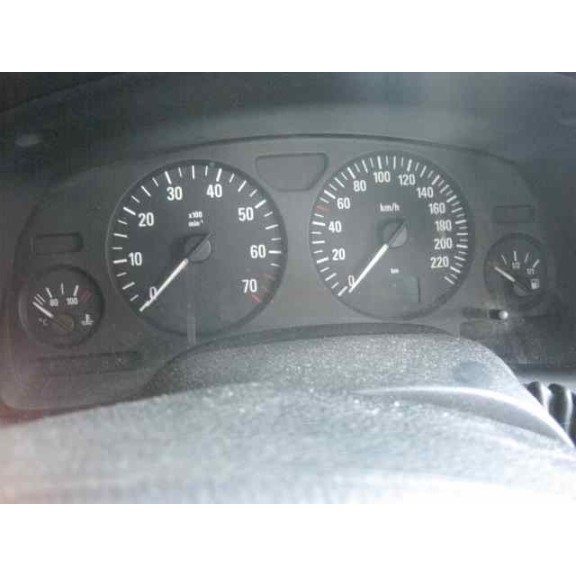 opel astra g berlina del año 2002