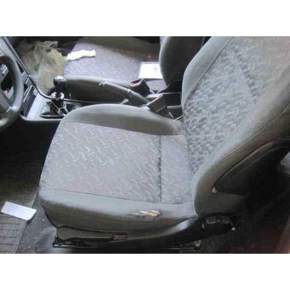 opel astra g berlina del año 2002