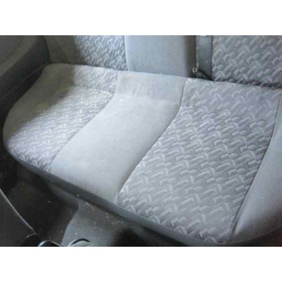 opel astra g berlina del año 2002