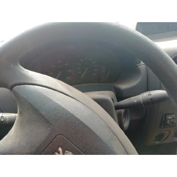 peugeot partner (s2) del año 2003