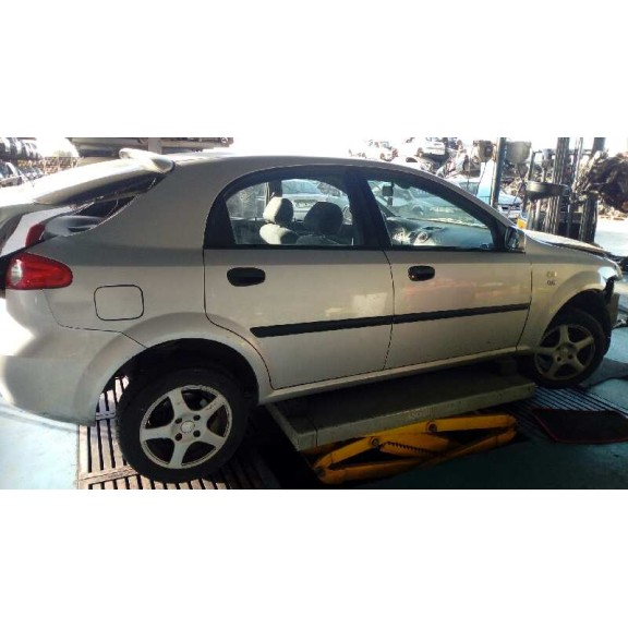 daewoo lacetti del año 2004