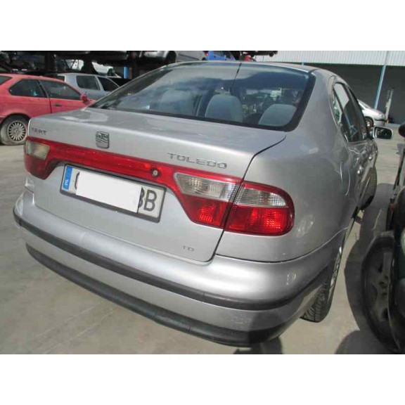 seat toledo (1m2) del año 2000