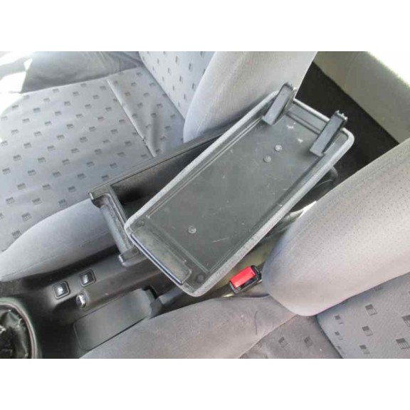 seat toledo (1m2) del año 2000