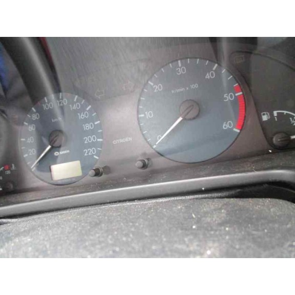 citroën xsara berlina del año 2002