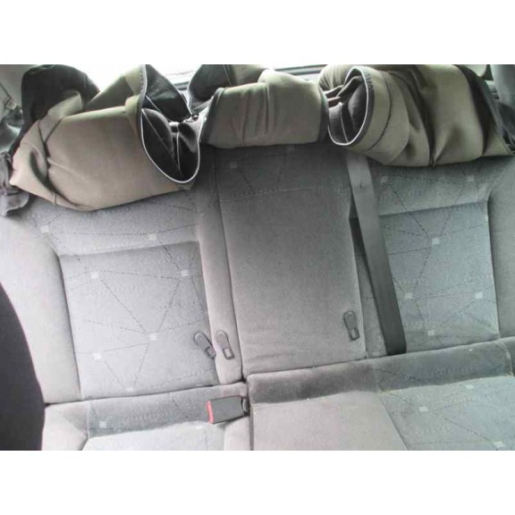 citroën xsara berlina del año 2002