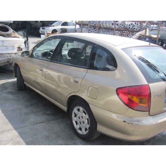 kia rio del año 2002