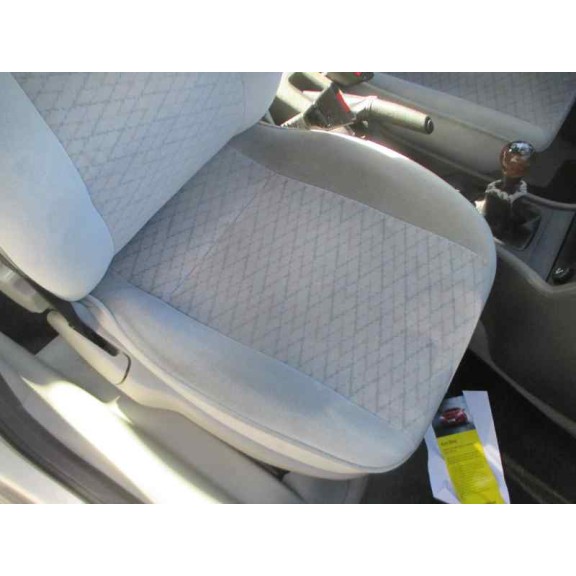 opel astra g berlina del año 2001