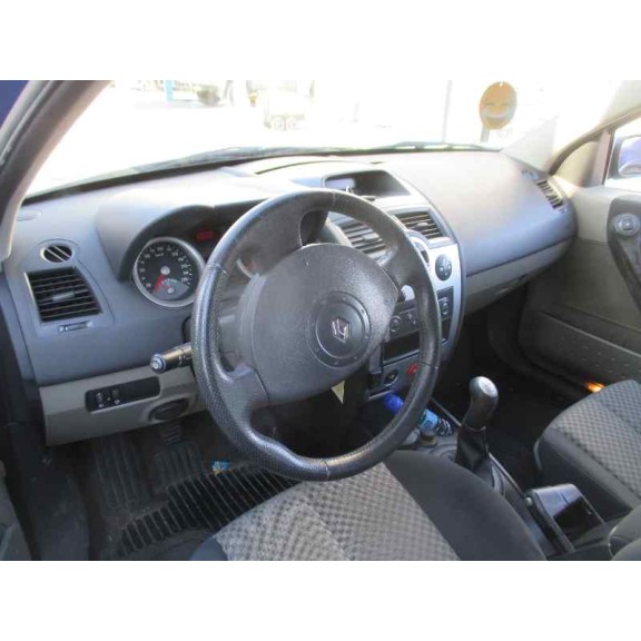 renault megane ii berlina 5p del año 2004